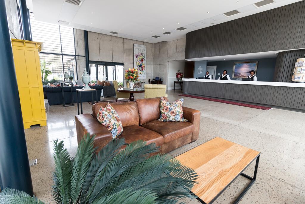 Royal St. Andrews Hotel, Spa And Conference Centre Port Alfred Bagian luar foto